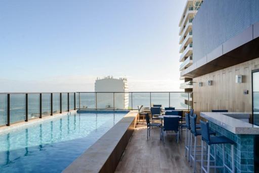 Smart Farol Da Barra - Vista Mar Com Varanda Arejada Appartement Salvador Buitenkant foto